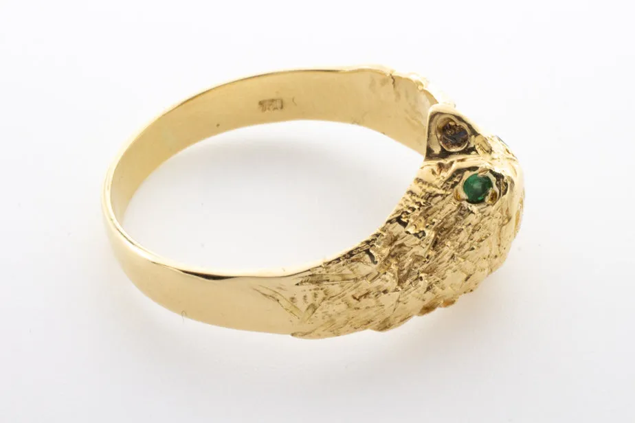 18 carat gold eagle ring with emerald eyes