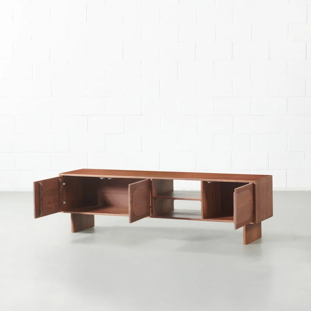 ELLIPSE - Mango TV Unit