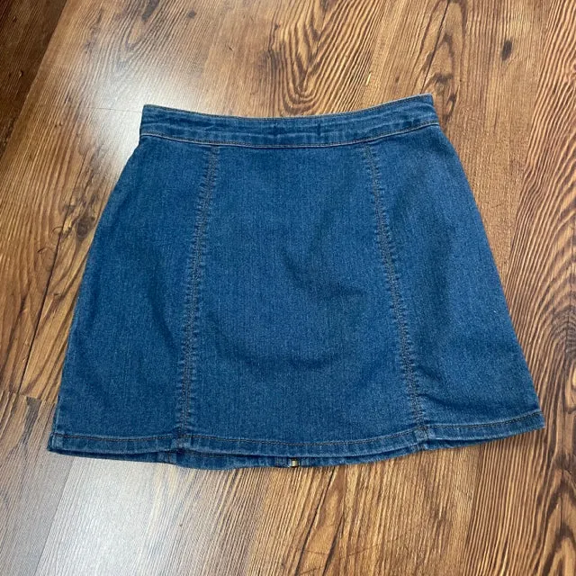 Forever 21 SIZE M Junior's Skirt