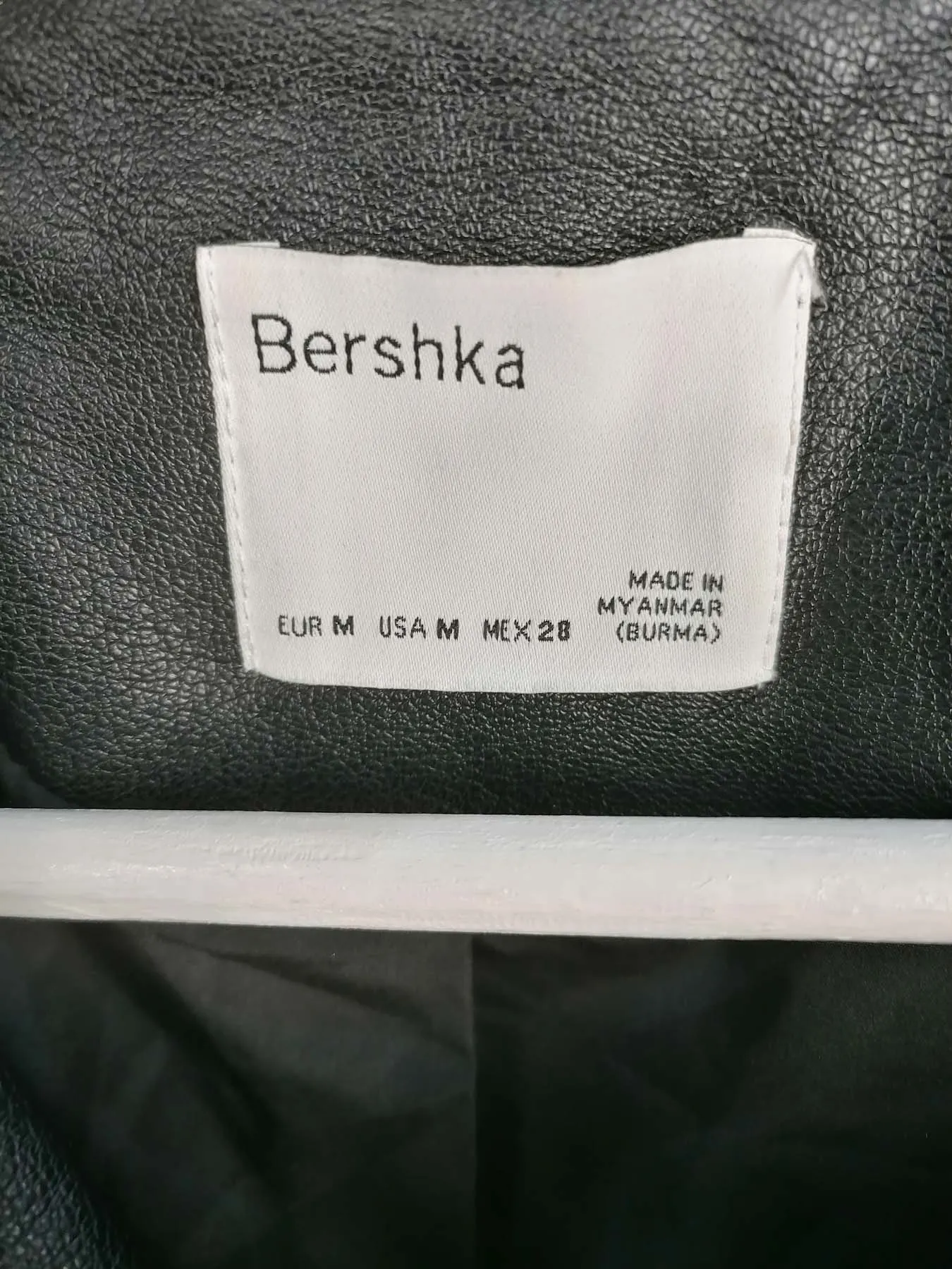 Geaca Bershka Femei - M