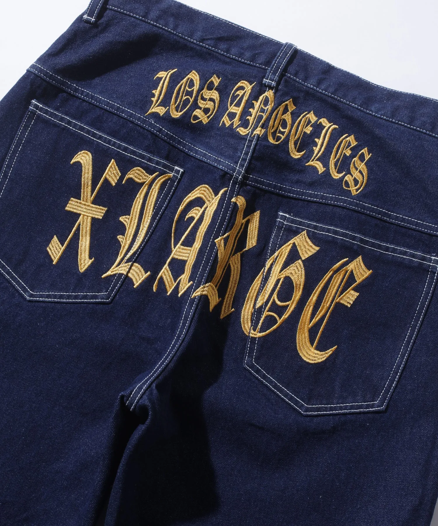 OLD ENGLISH LOGO DENIM PANTS