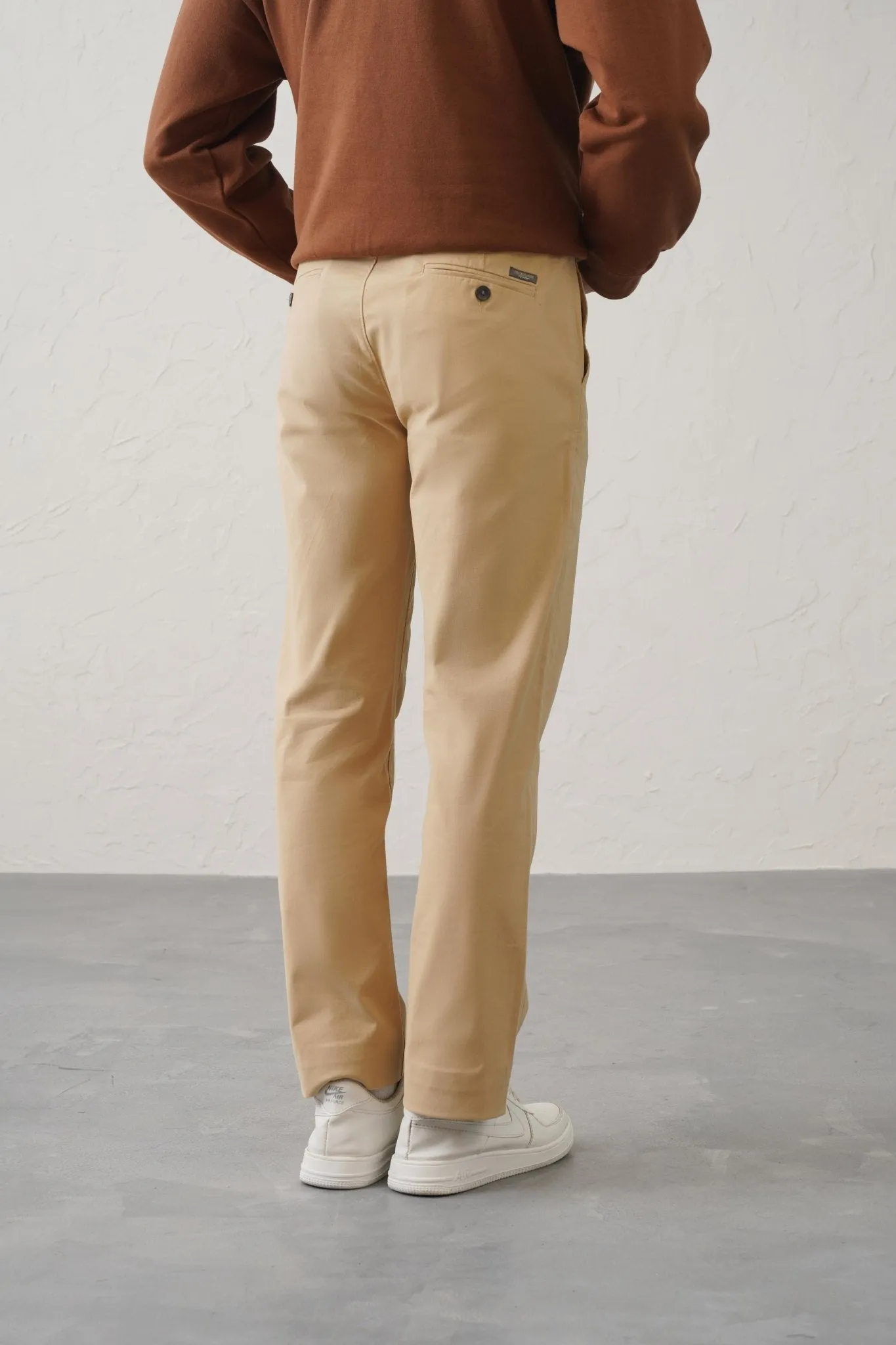 The Slim Fit Daylong Chino - Old Camel